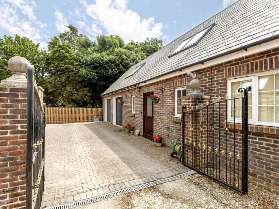 Large Coastal Cottage, Private Indoor Pool, Hut Tub, Sauna And Steam Pod Weymouth Kültér fotó
